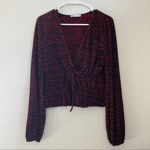 Zara -  Medium Long Sleeve V-Neck Red & Black Dot Cheetah Leopard Top